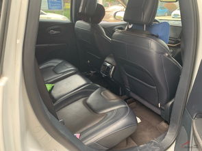 精品二手2016款Jeep自由光，本地一手车源，欢迎品鉴